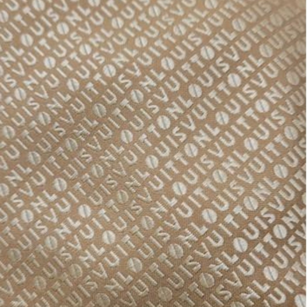 Louis Vuitton Gold Monogram Logo 100% Silk Tie - Picture 2 of 9